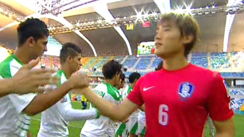 U-20축구, 승부차기에 눈물…'잘했다 8강!'