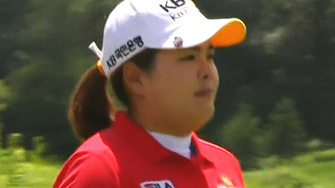박인비, 선두와 5타 차 공동 8위