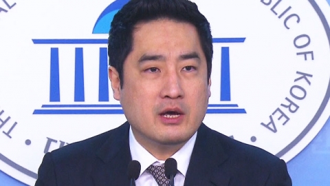 '성희롱 발언' 강용석 전 의원 징역 2년 구형