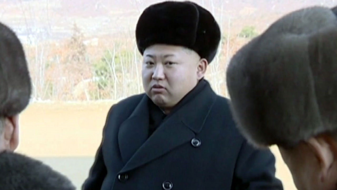 [속보] 북한군, 남한 겨냥 상륙훈련...김정은 참관