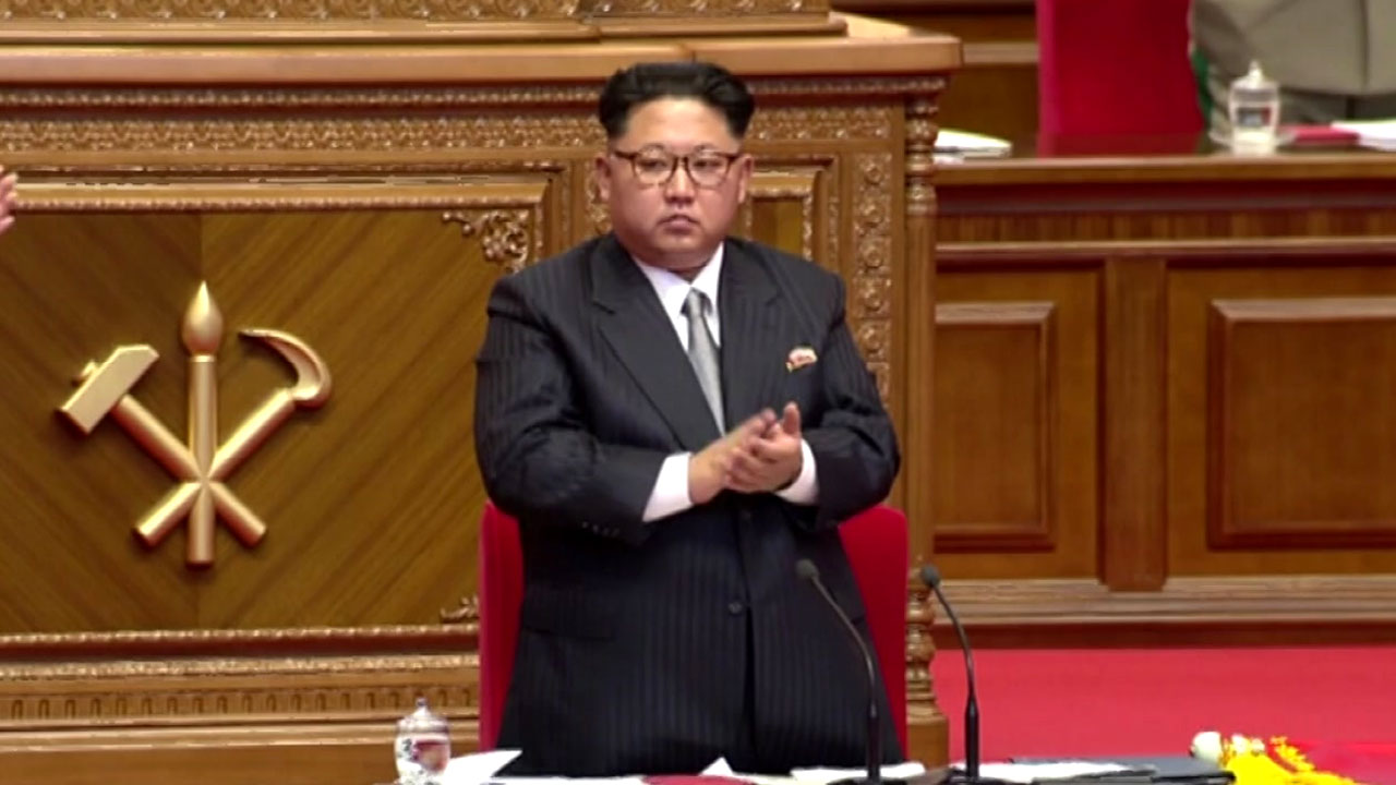 [속보] 北 김정은 "세계 비핵화 실현 위해 노력"