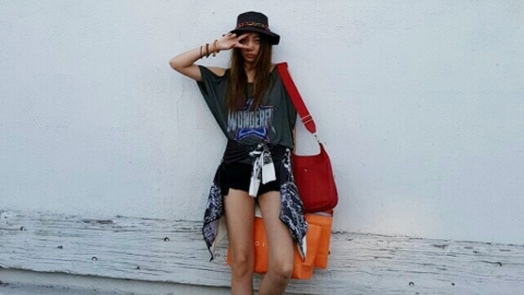 이진이, 근황 포착 ‘길거리에서도 감출 수 없는 기럭지’