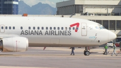 [단독] 아시아나 항공, 무리한 비행에 한밤 회항 물의