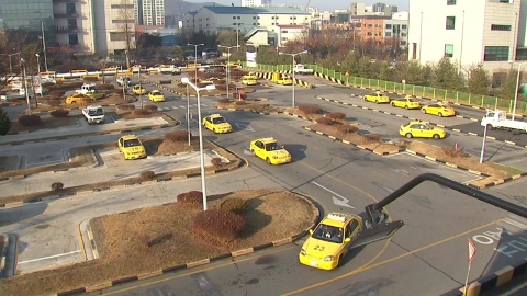 '불면허' 편승해 학원 수강료 최대 35% 인상…수강생만 봉