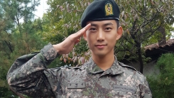 '美 영주권 포기 입대' 택연, 훈련소 수료식 모습 공개 '美 영주권 포기 입대' 택연, 훈련소 수료식 모습 공개