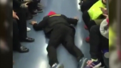 '간절하게 앉고 싶다'...만석 지하철 안 발작 연기