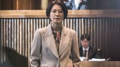 '허스토리' 김희애 "부산 사투리, 일본어보다 어려웠다" '허스토리' 김희애 "부산 사투리, 일본어보다 어려웠다"