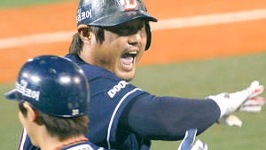 '결승포-MVP' 최준석, "평생 못 잊을 홈런"