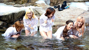 '입수돌' 블레이디, 계곡에 입수한 이유는?
