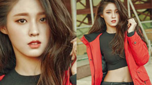 설현, 개미허리 노출...“허벅지-엉덩이 콤플렉스였다”