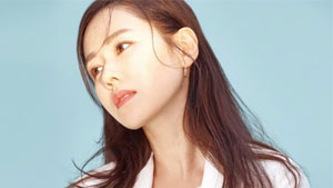 손예진, 그녀는 벌써 '봄'