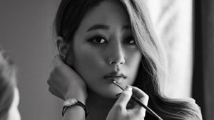 김효진, 클래식한 매력에 흠뻑