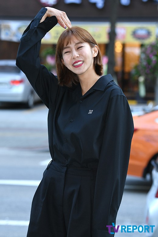유이 '빵 터진 하트포즈' 유이 '빵 터진 하트포즈'