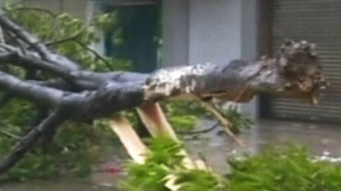 태풍 하이옌, 중국 남부에도 피해...10여명 사망 실종