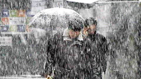 서울 첫 대설...내일 최고 한파