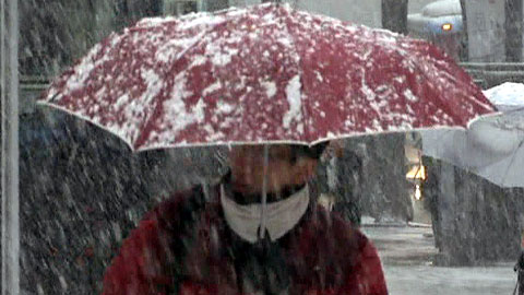 중부 곳곳 대설...내일 최고 한파