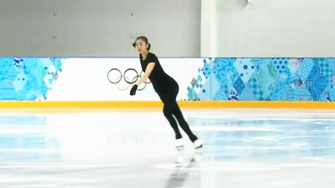 김연아, 금빛 물든 은반에 선다