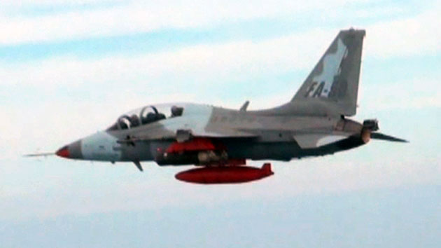 국산 FA-50 필리핀 하늘을 날다...12대 수출 성사