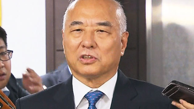 청와대 고민도 깊어져...일단 미룬 임명동의안 결재