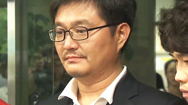 '살인 교사' 김형식 의원, 질문에 '묵묵부답'