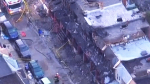 美 연립주택에 불...어린이 4명 숨져