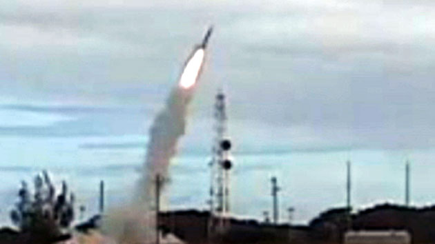 북 스커드 추정 미사일 2발 또 발사