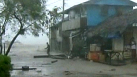 태풍 '람마순' 필리핀 강타...30만 명 대피