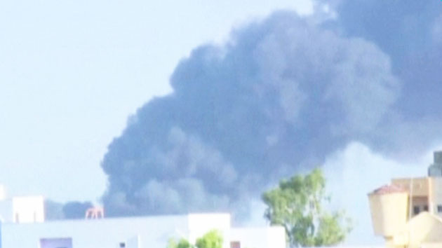 트리폴리 원유저장소 로켓 공격 화재