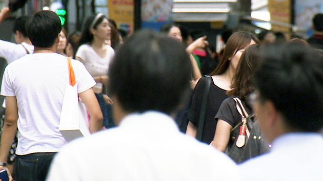 "남들과 비교성향 강한 사람, 소득 높지만 행복감은 낮아"