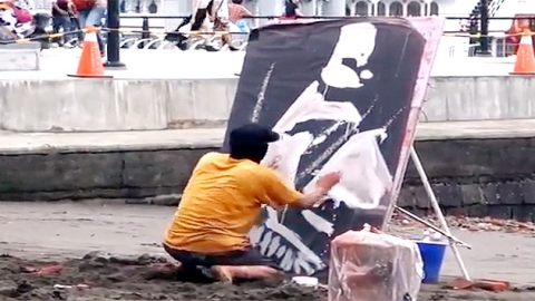 아무도 예상못한 반전…쌍절곤의 전설 '이소룡'