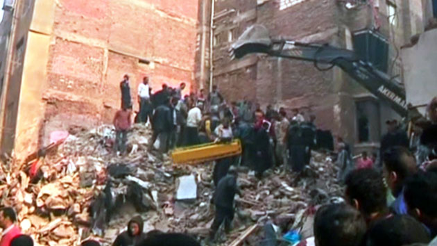 이집트 '불법 증축' 아파트 붕괴...나이지리아 소녀 자살 테러