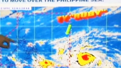 필리핀 주민 수천 명 '초강력 태풍' 접근에 긴급대피