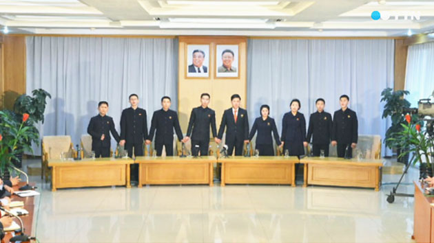 북한 강제북송 청소년 9명 기자회견...처형설 정면 반박