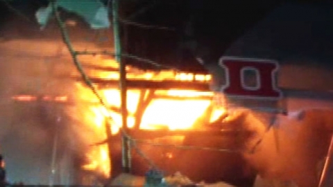 호프집에서 불...4명 연기 흡입