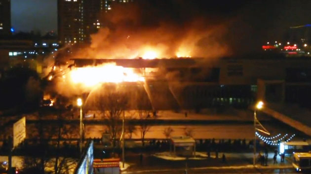 러시아 최대 도서관 큰 불...인류 유산급 자료 10만여 점 '잿더미'