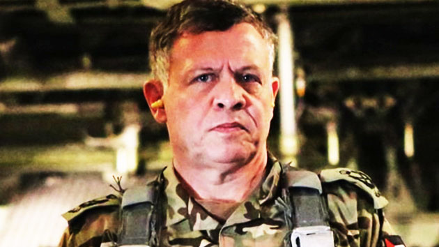 요르단, IS 보복 공습...국왕이 군복 입고 지휘