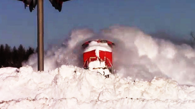 '기차가 눈밭을 헤치고...' 오리지날 설국열차