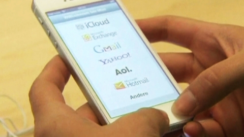 '휴대전화가 노다지'...스위스, 금 141억 원어치 채취