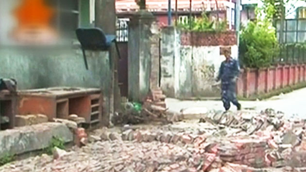 네팔 동부, 규모 7.9 강진...4명 사망