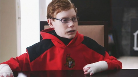 '바람만 스쳐도 만신창이인 저에게도 꿈이 있어요'