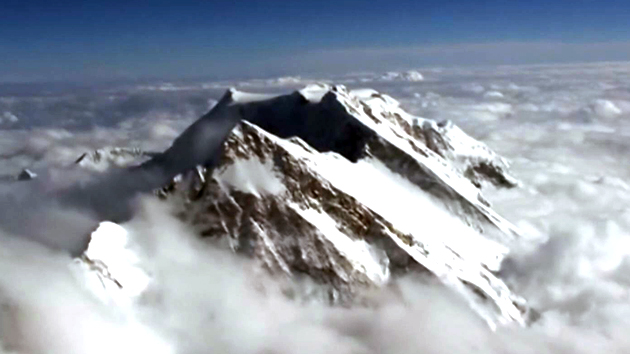 세계 최고봉 높이 2.5cm 낮아졌다