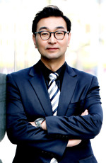 버려진 아이들 50년 동안 돌본 할머니 의사
