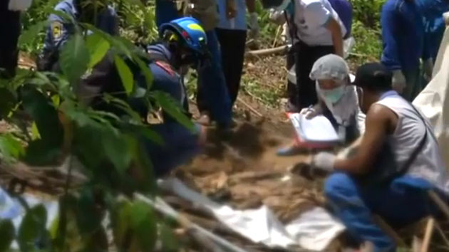 말레이시아, 미얀마 난민들 매장 추정 무덤 무더기 발견