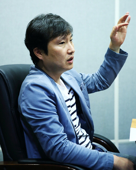 [낚시]‘이이제이’ 이작가 이동형, ‘삼시라면’ 최욱에게 발끈 | YTN ‘이이제이’ 이작가 이동형, ‘삼시라면’ 최욱에게 발끈