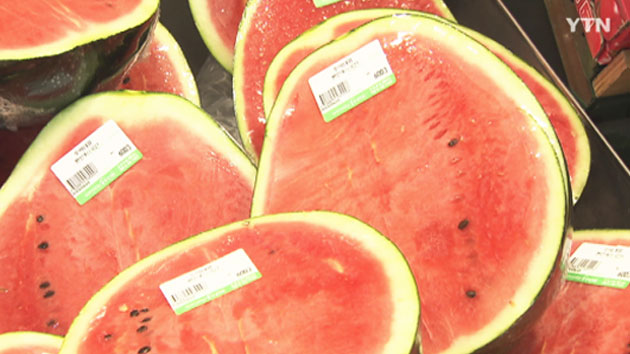 먹다 남은 수박, 랩에 보관하지 마세요