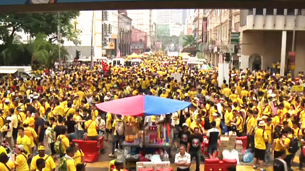 말레이시아 총리 퇴진 요구 대규모 집회