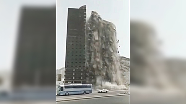 '이슬람 최대 성지' 메카서 순식간에 건물 붕괴