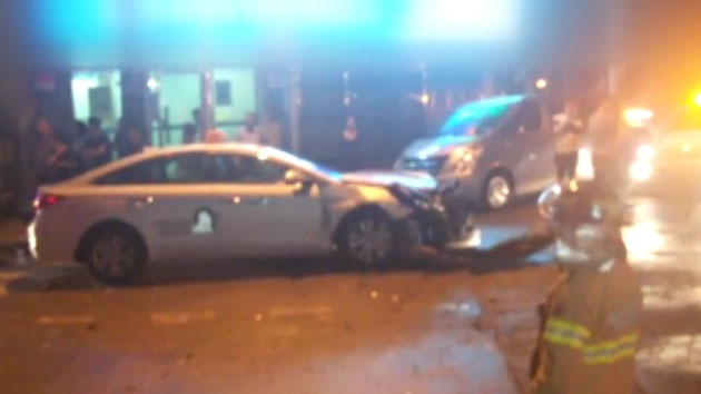 만취 차량이 택시 충돌 후 부동산 돌진...2명 부상