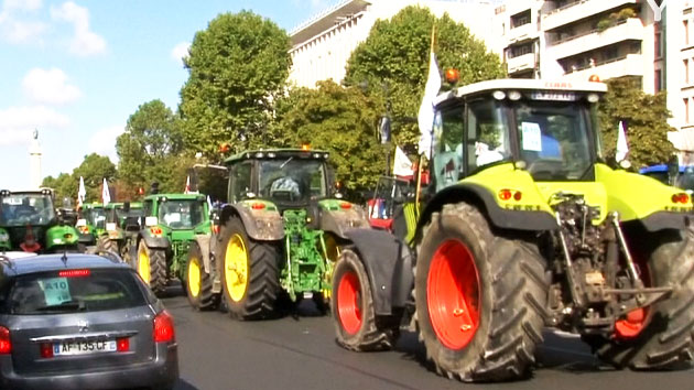 프랑스 농민, 파리에서 '트랙터 동원' 시위