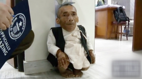 키 54.6cm '세계 최단신' 네팔 남성 사망
